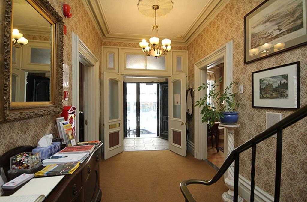 Albert House Inn Ottawa Buitenkant foto